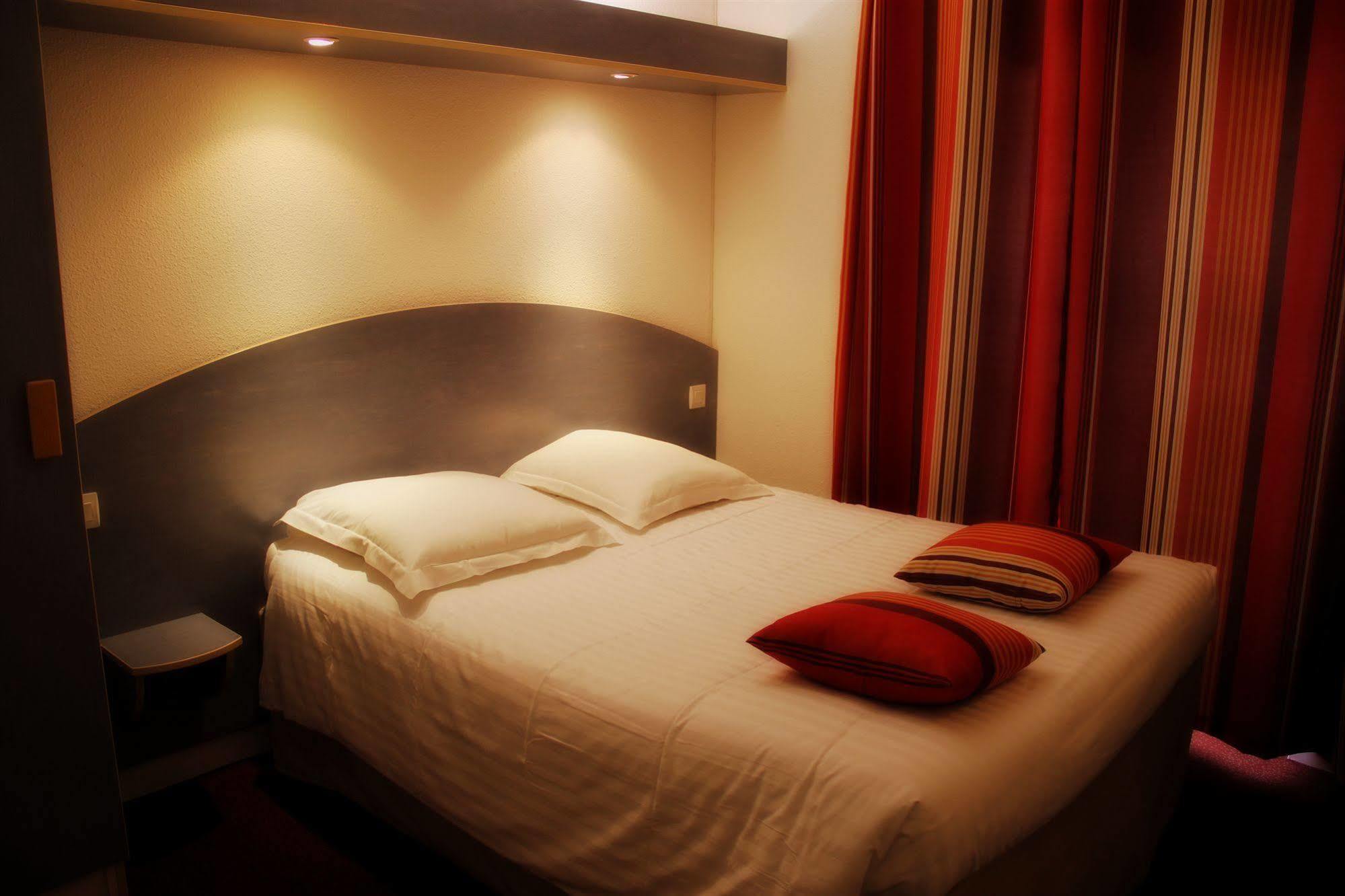 Agape Hotel Bessines Eksteriør bilde